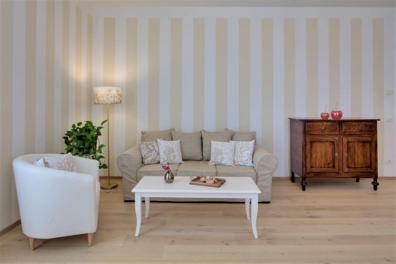 Rambaldi Apartments In Casa Nr 6 With Shared Terrace Bardolino Exterior photo